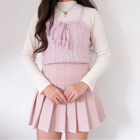 Aritzia Sunday Best Olive Micro Mini Skirt Pleated High Waisted micro skirt pink - Picture 2 of 8